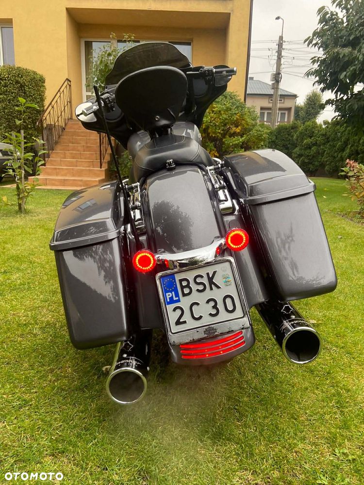 Harley-Davidson Touring Street Glide - 3