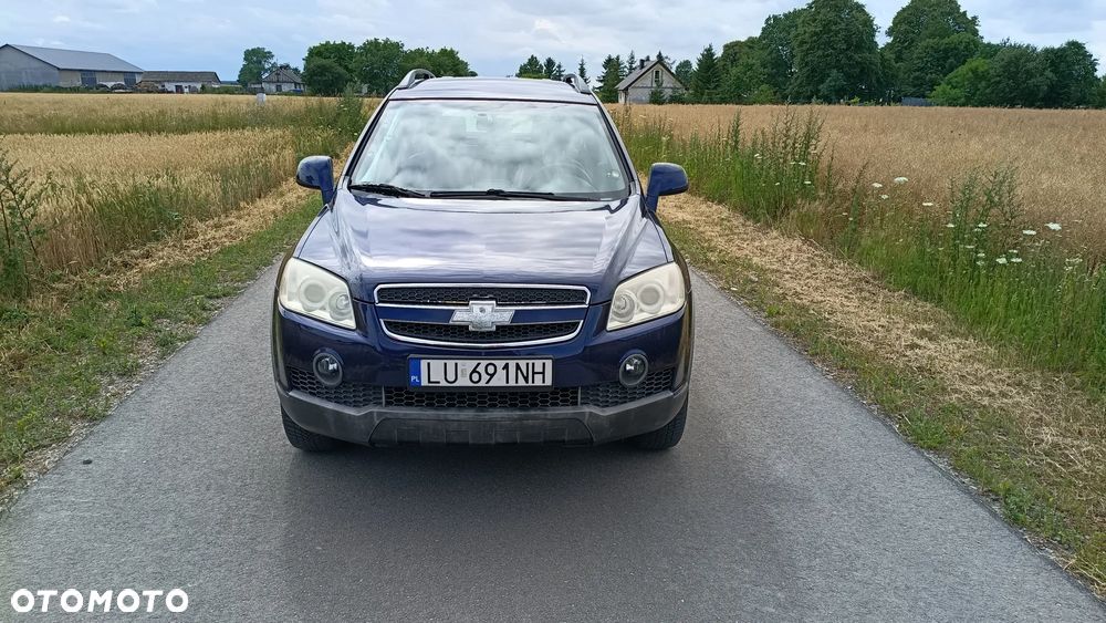 Chevrolet Captiva 2.4 LS 5os - 7