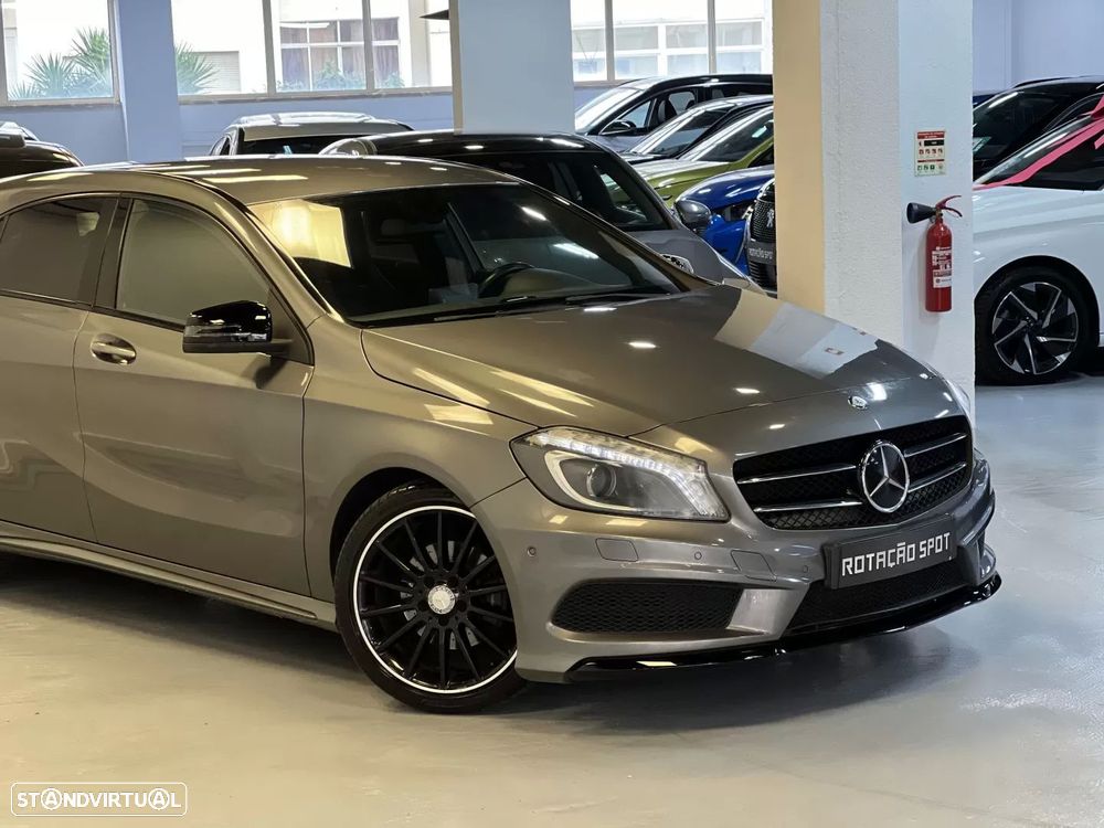 Mercedes-Benz A 180 d AMG Line - 32