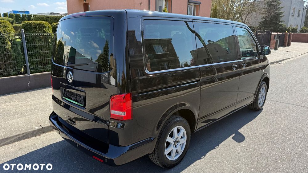 Volkswagen Multivan - 28