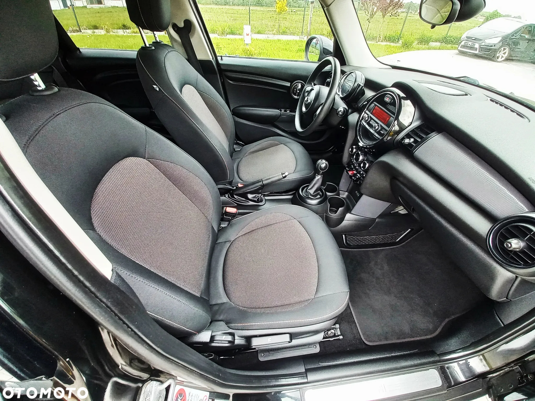 MINI Cooper - 24