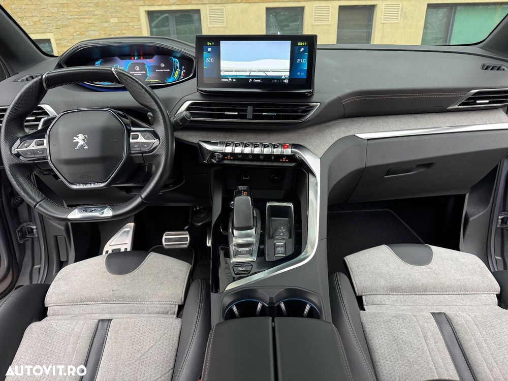 Peugeot 3008 PHEV 300 EAT8 4X4 GT - 29