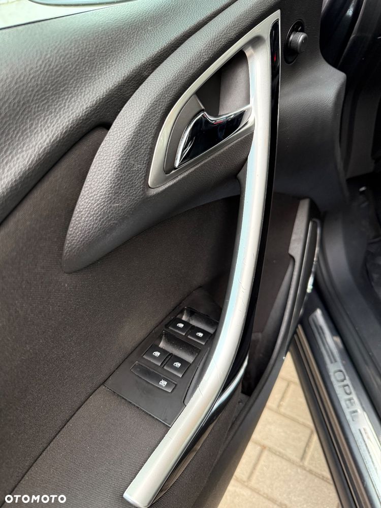 Opel Astra 1.4 Turbo Cosmo - 13