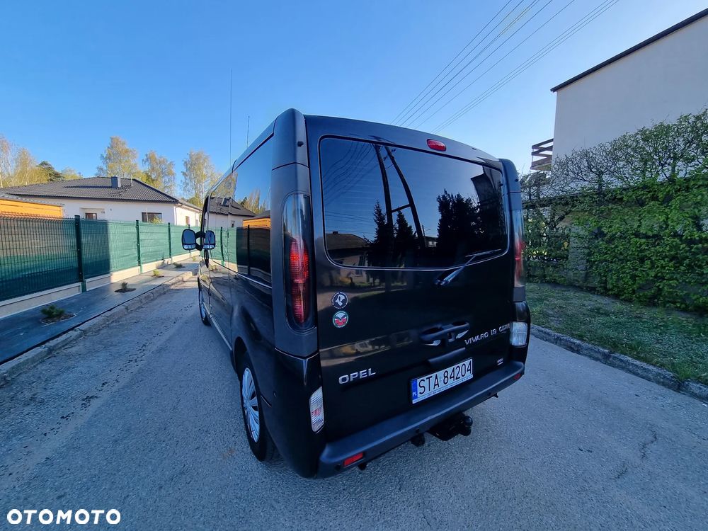 Opel Vivaro Tour - 18