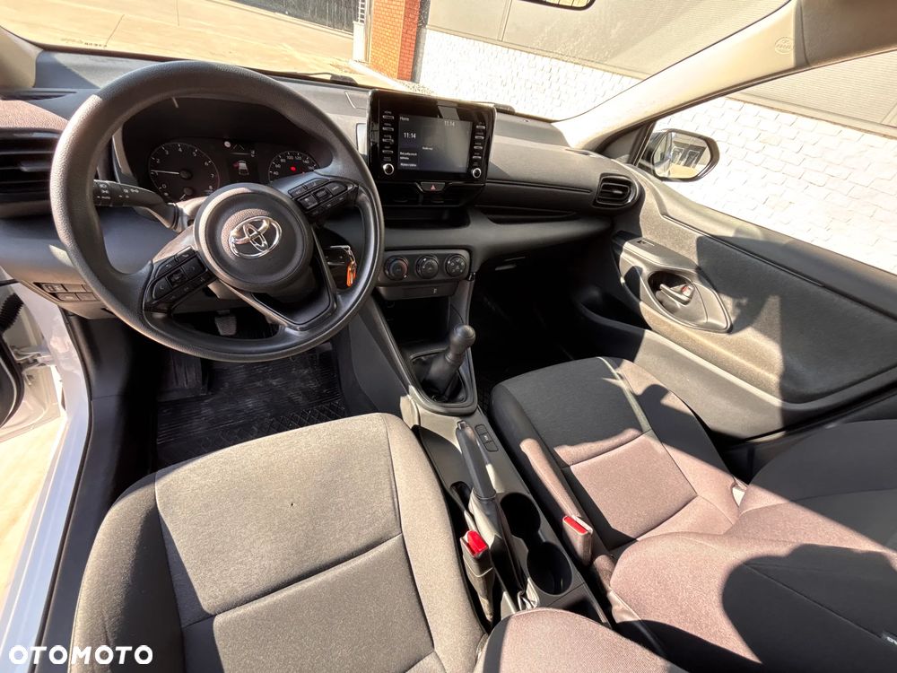 Toyota Yaris 1.0 Active - 13
