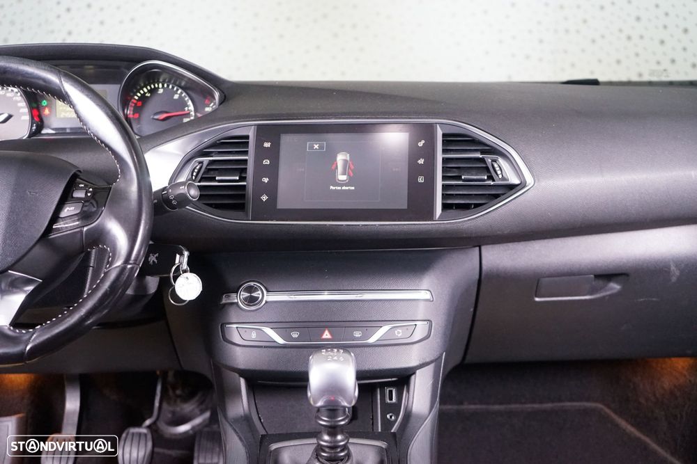 Peugeot 308 1.6 e-HDi Allure - 27