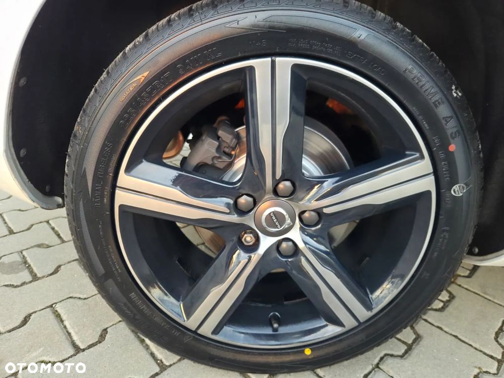 Volvo V40 T3 Geartronic RDesign - 28