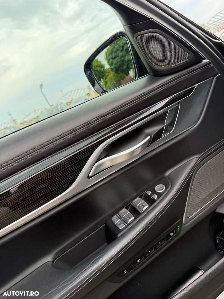 BMW Seria 7 750d xDrive - 15