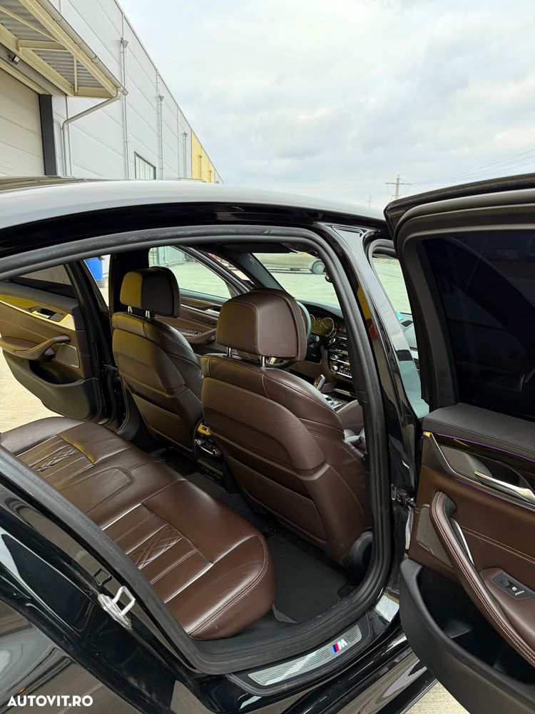 BMW Seria 5 530i xDrive AT - 36