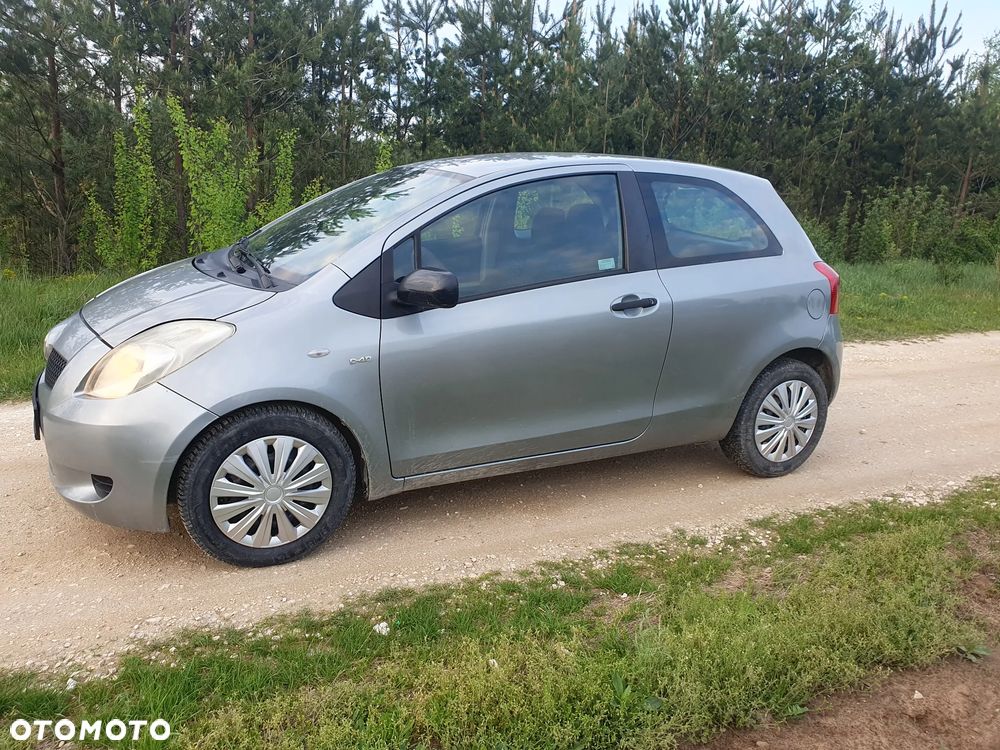 Toyota Yaris - 13