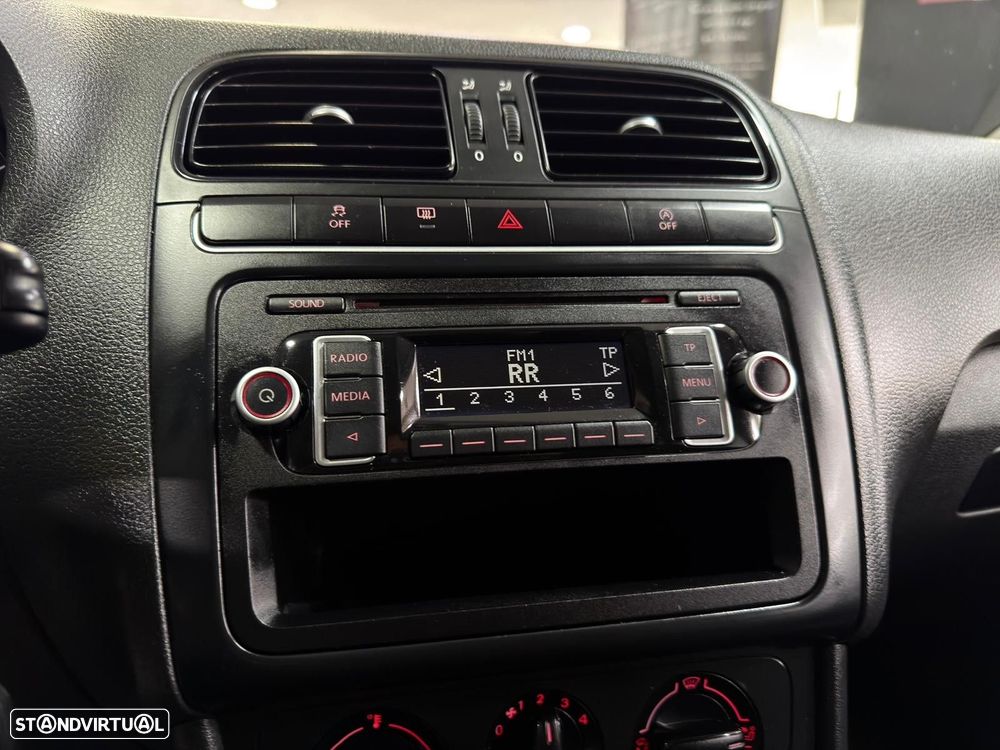 VW Polo 1.2 Confortline - 23