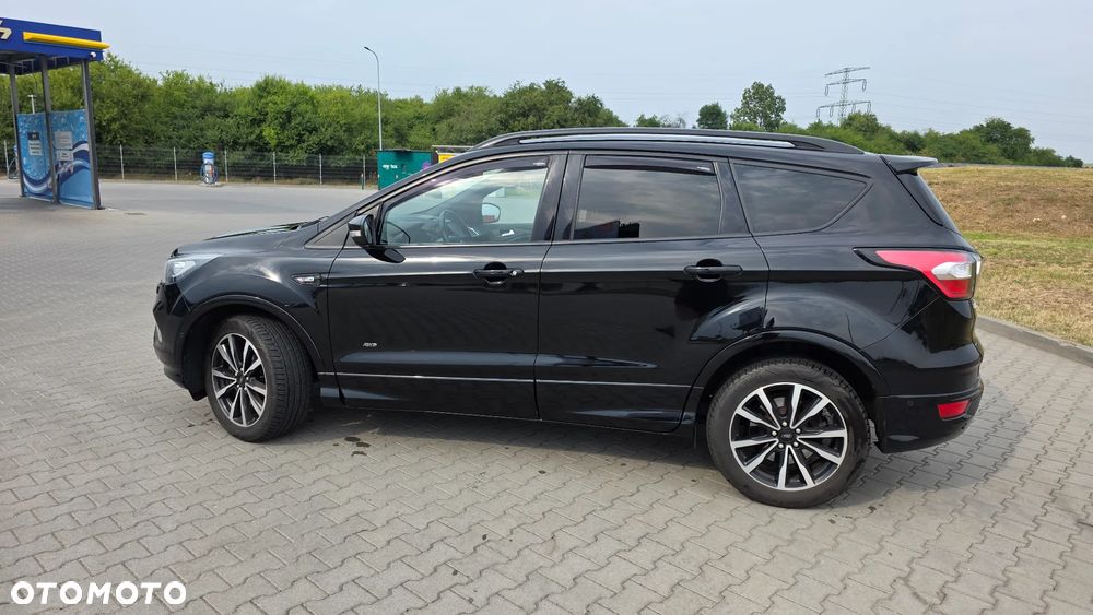 Ford Kuga - 4