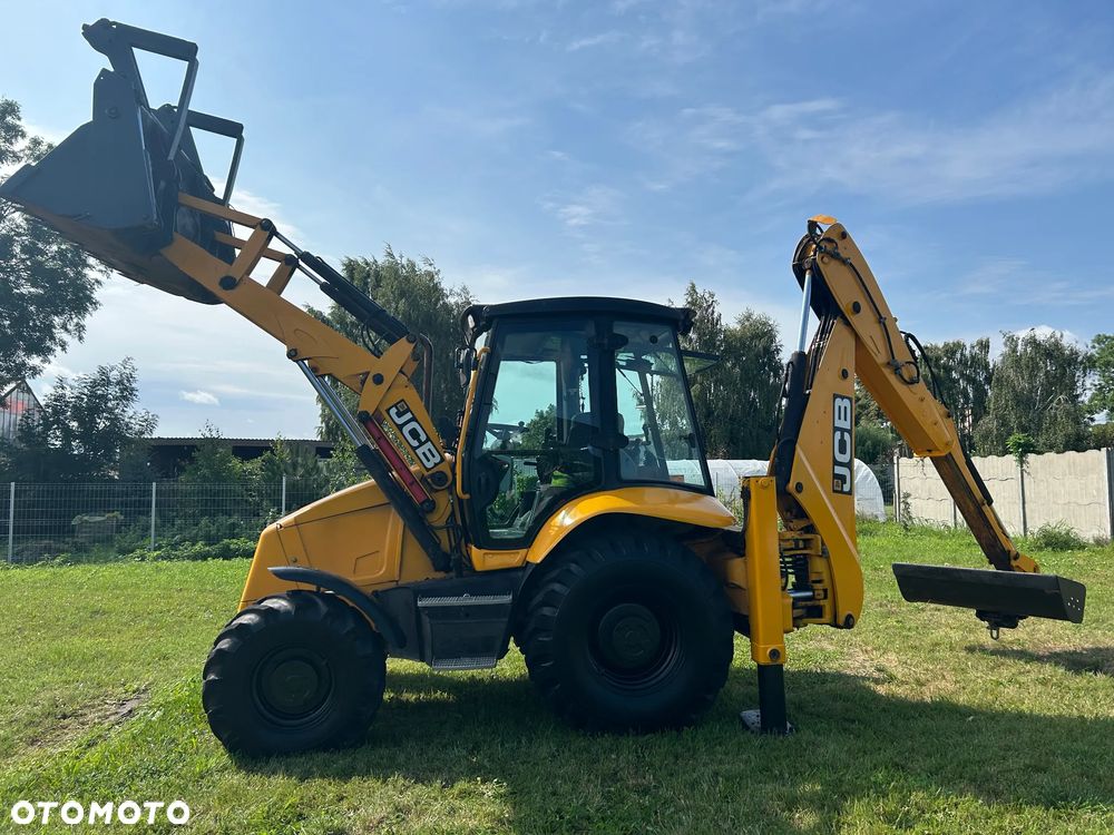 JCB 3CX Contractor - 4