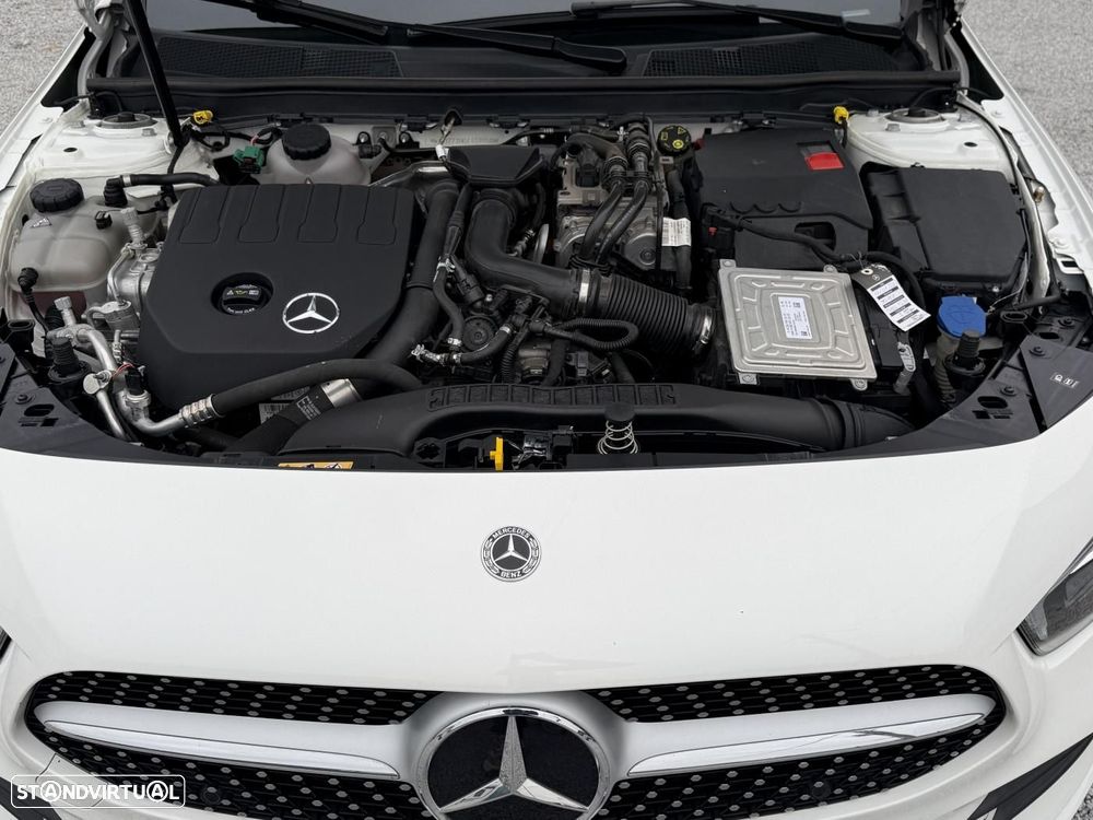 Mercedes-Benz A 250 Limousine e AMG Line - 50