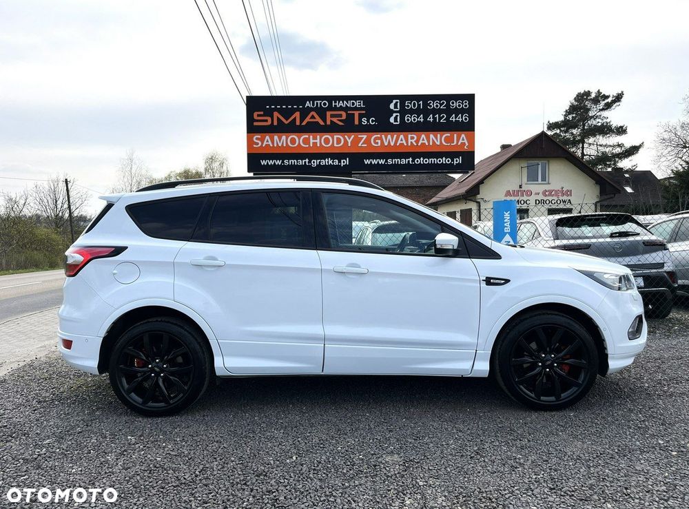 Ford Kuga 1.5 EcoBoost 2x4 ST-Line - 8