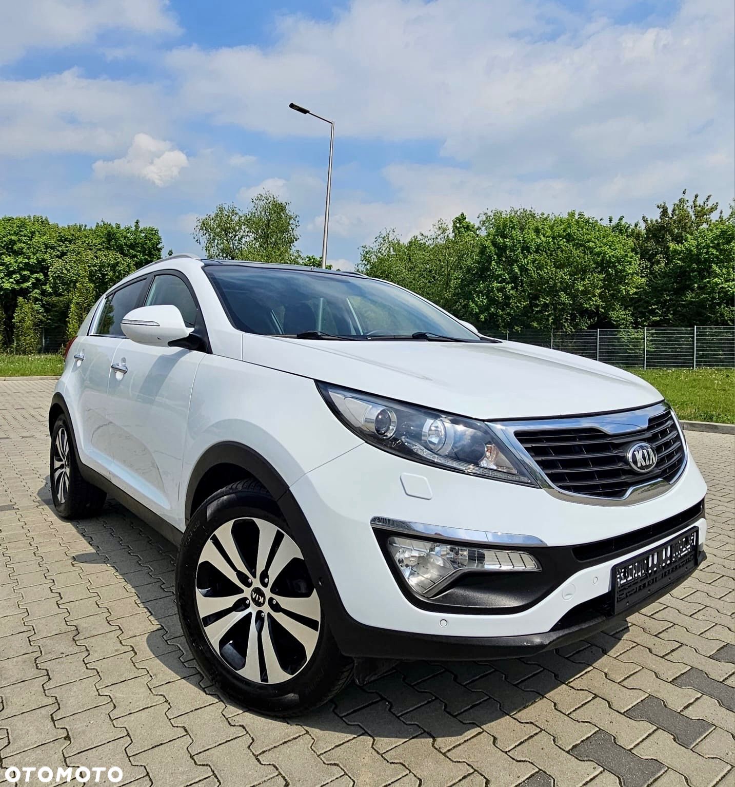 Kia Sportage 1.7 CRDI 2WD Dream-Team Edition - 1