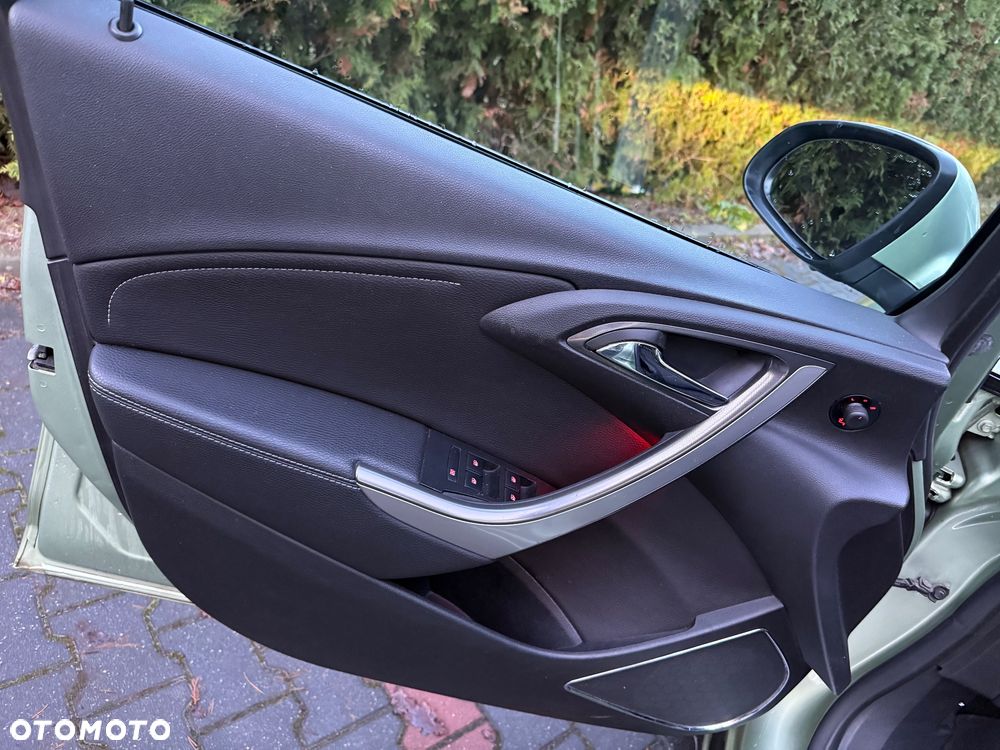 Opel Astra 1.4 T Cosmo - 9