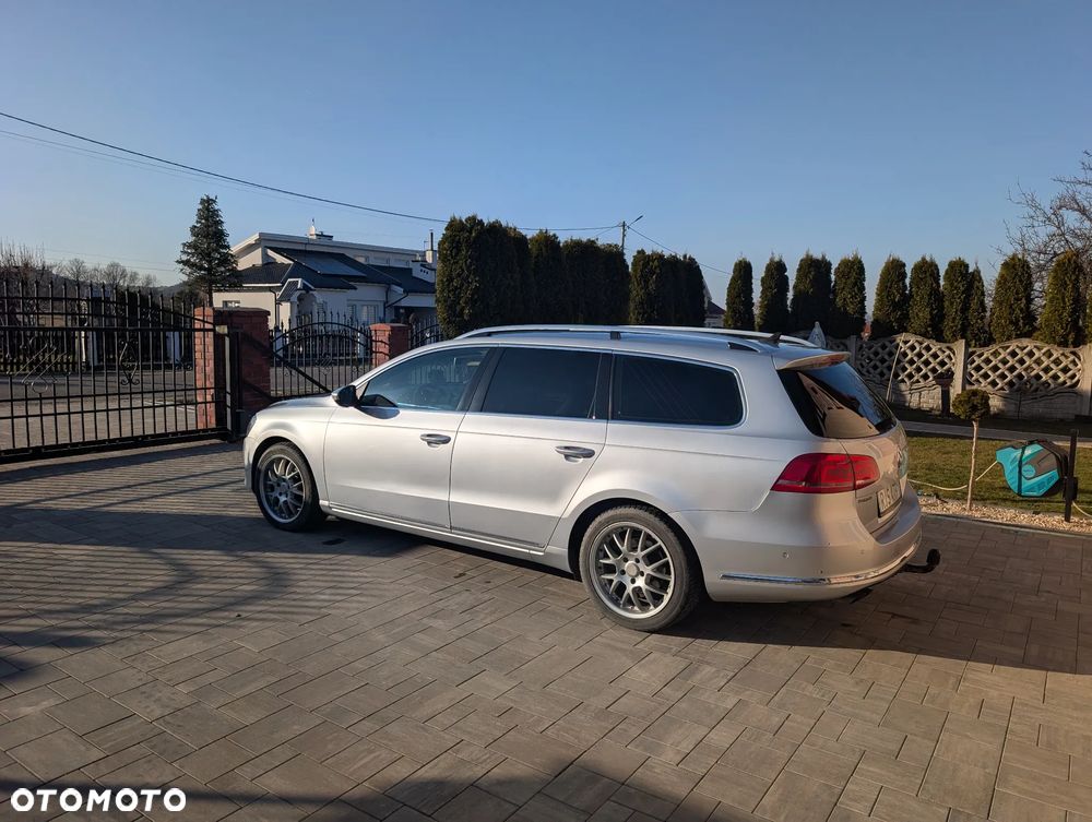 Volkswagen Passat 2.0 TDI Highline DSG - 13