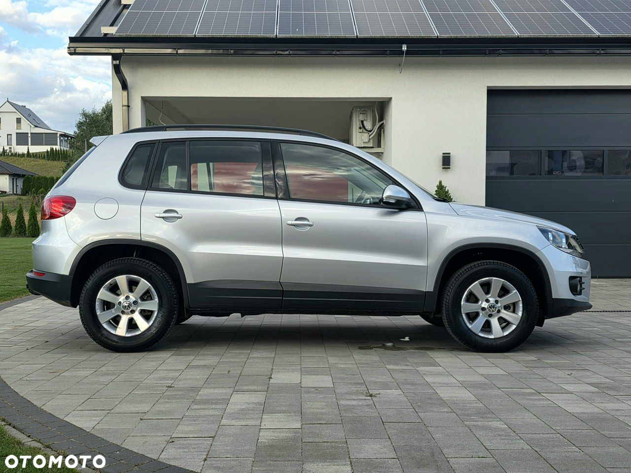 Volkswagen Tiguan - 26