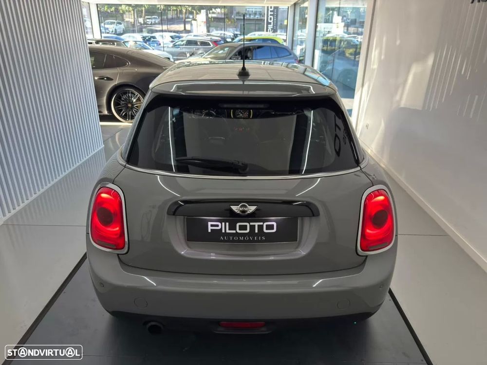 MINI 5 Portas Cooper D - 8