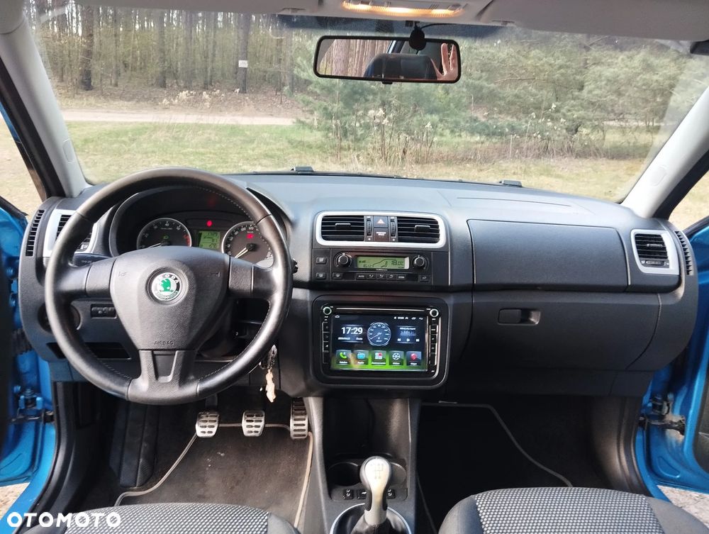 Skoda Roomster 1.6 16V Scout PLUS EDITION - 7