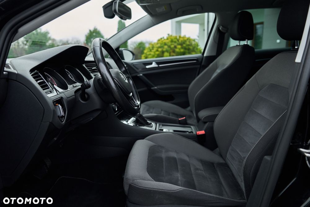 Volkswagen Golf 1.4 TSI BMT Highline DSG - 28