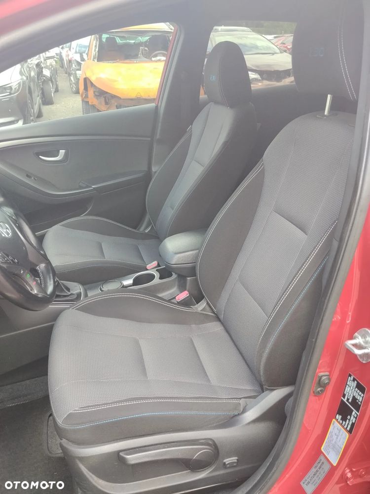 Hyundai i30 - 17