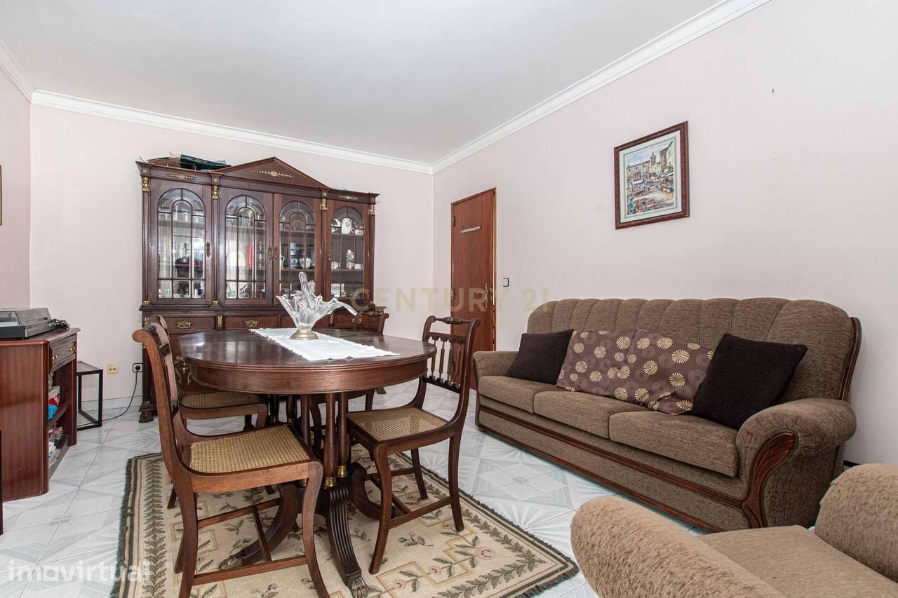 Apartamento T2 | Aveiras de Baixo-Azambuja - Grande imagem: 4/23