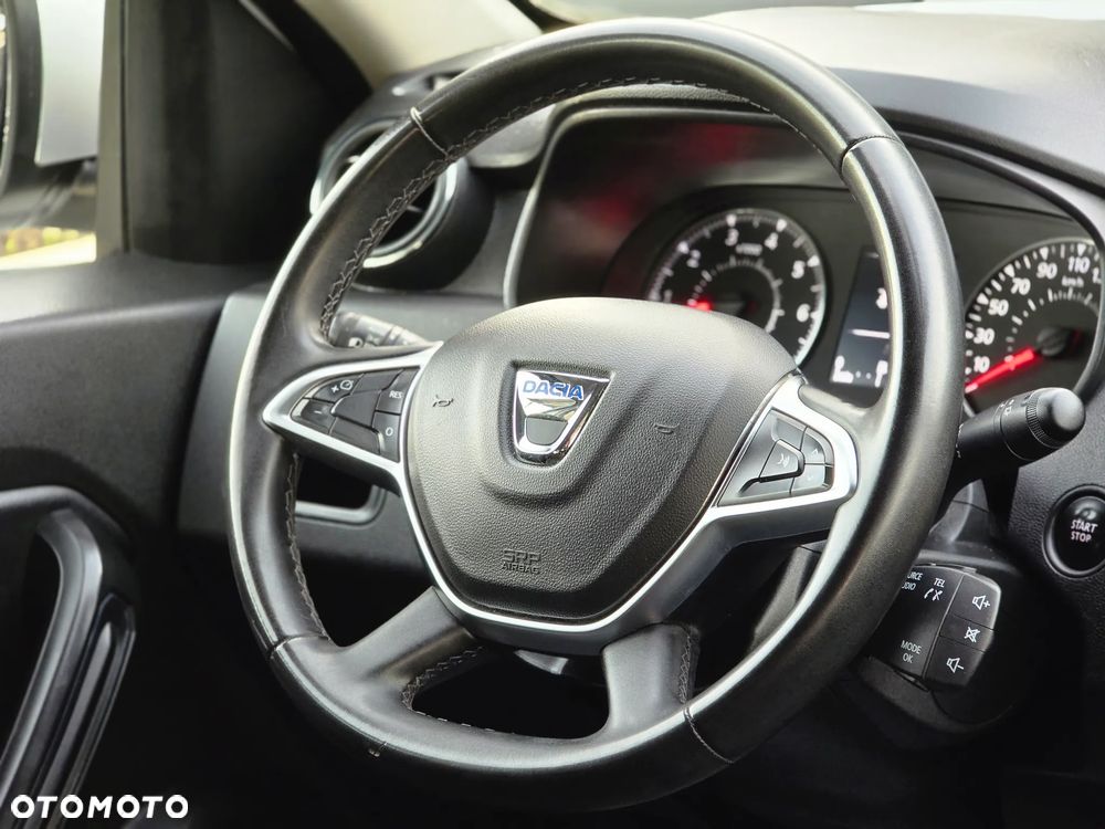 Dacia Duster SCe 115 4x2 Celebration - 22