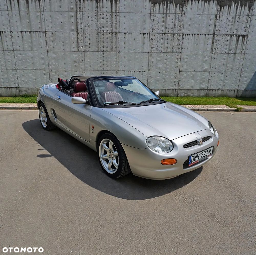 MG MGF - 8