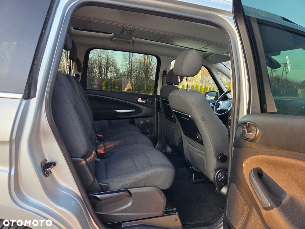 Ford Galaxy 2.2 TDCi DPF Titanium - 28