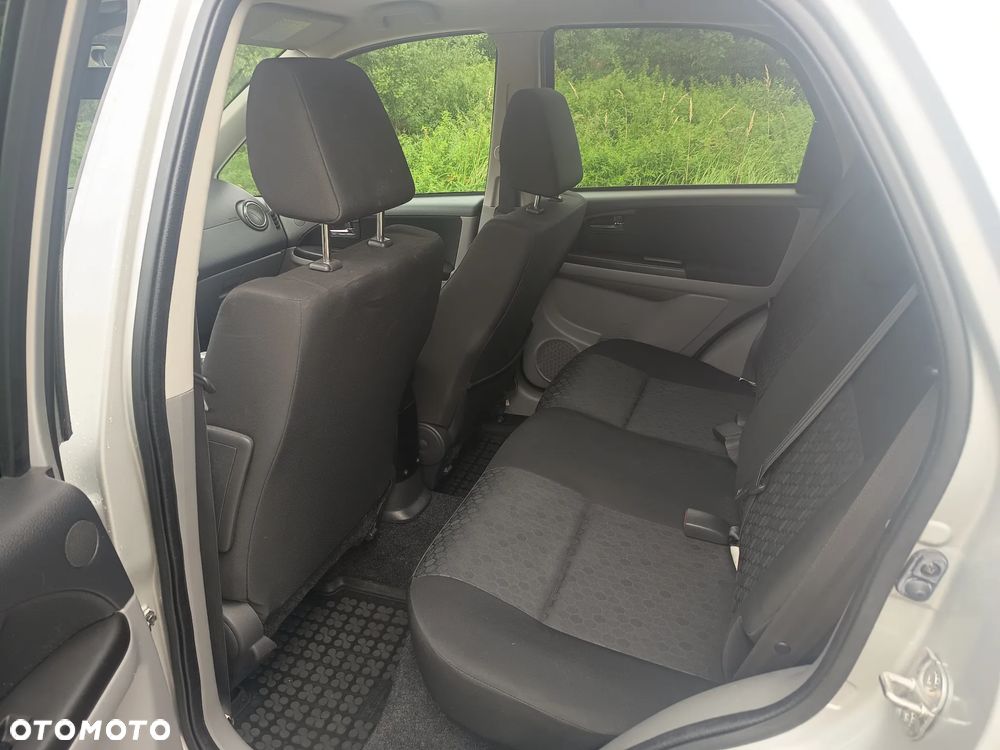 Suzuki SX4 2.0 DDiS 4x2 Style - 4