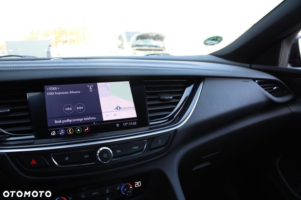 Opel Insignia - 20