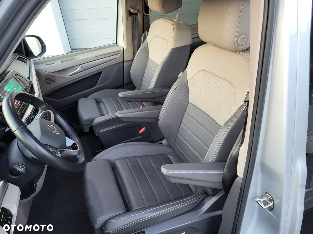 Volkswagen Multivan - 38