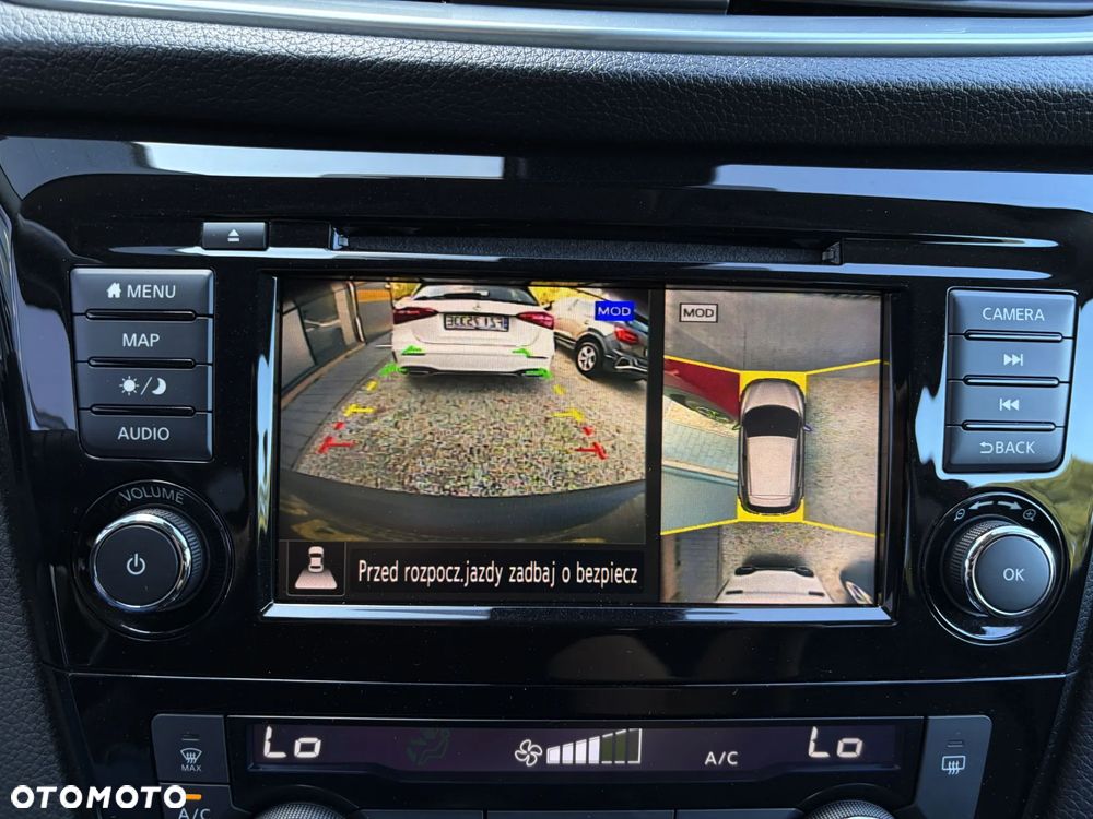 Nissan Qashqai 1.3 DIG-T N-Connecta - 26