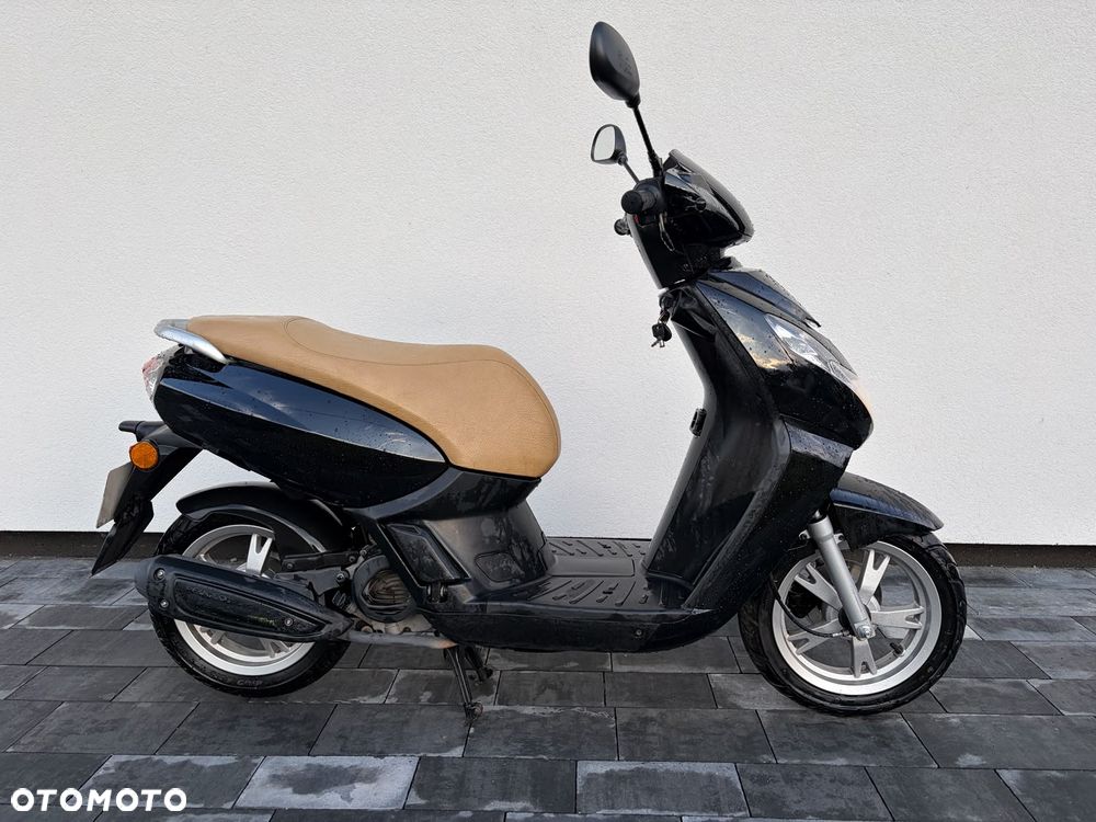 Peugeot Kisbee - 2
