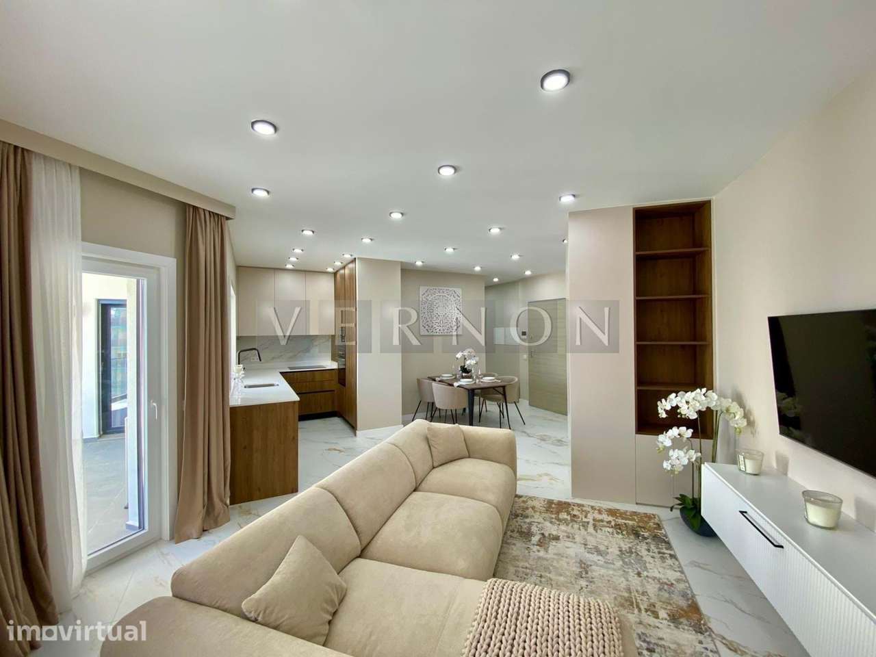 Apartamento T2 a 300m da Praia em Armação de Pêra - Grande imagem: 2/21