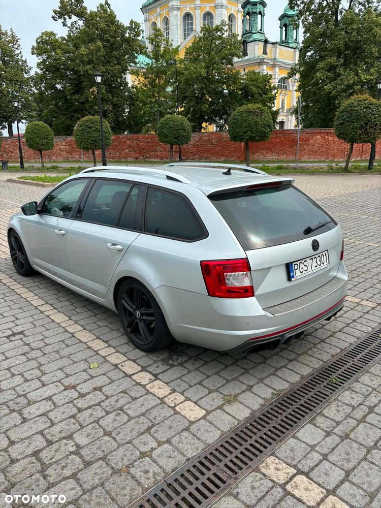 Skoda Octavia 2.0 TDI RS - 4