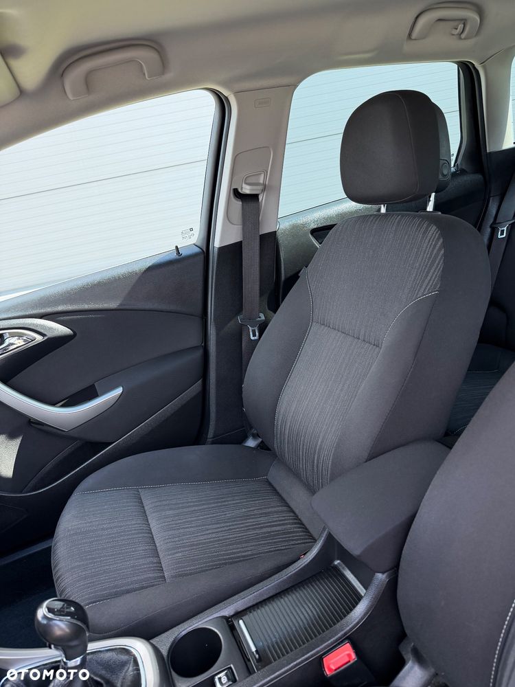 Opel Astra 1.6 Selection - 9