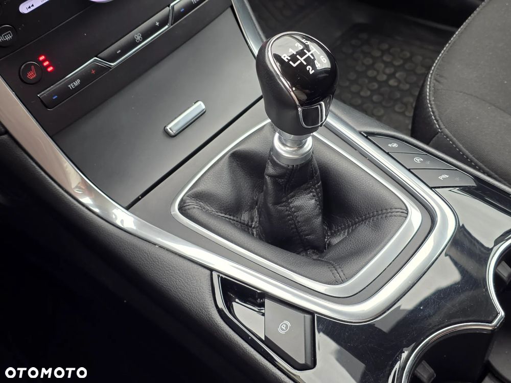 Ford Galaxy - 18