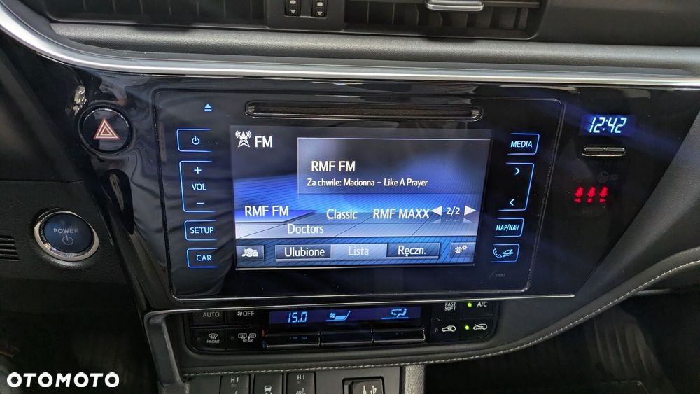 Toyota Auris - 16