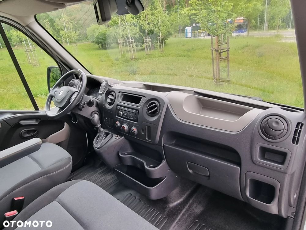 Renault Master - 18