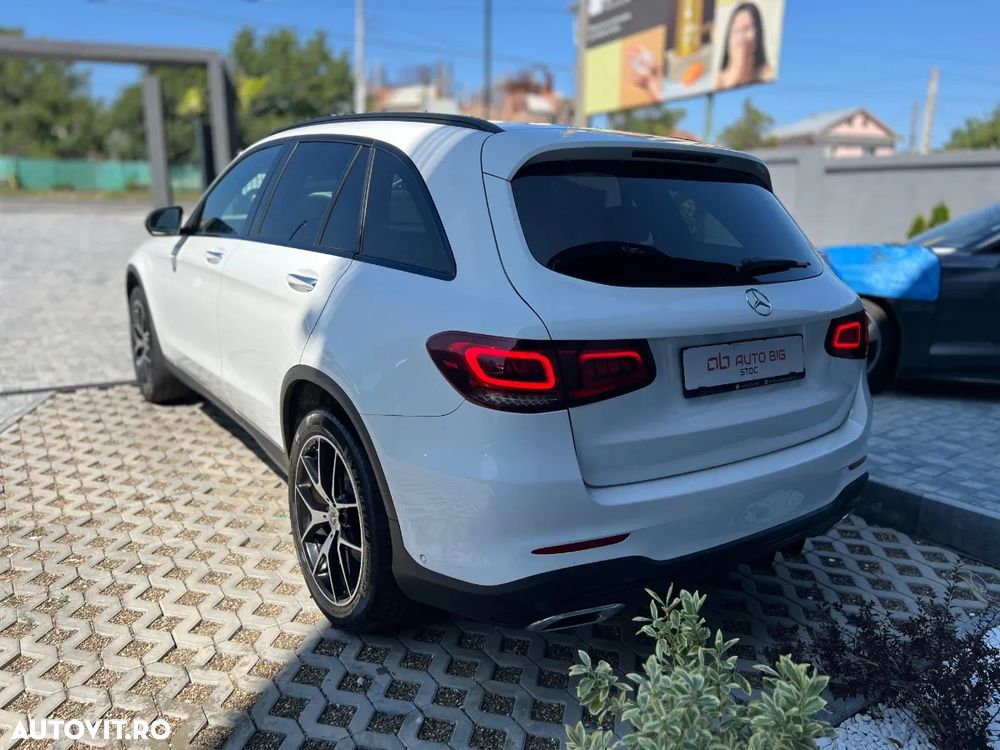 Mercedes-Benz GLC 300 d 4MATIC - 7