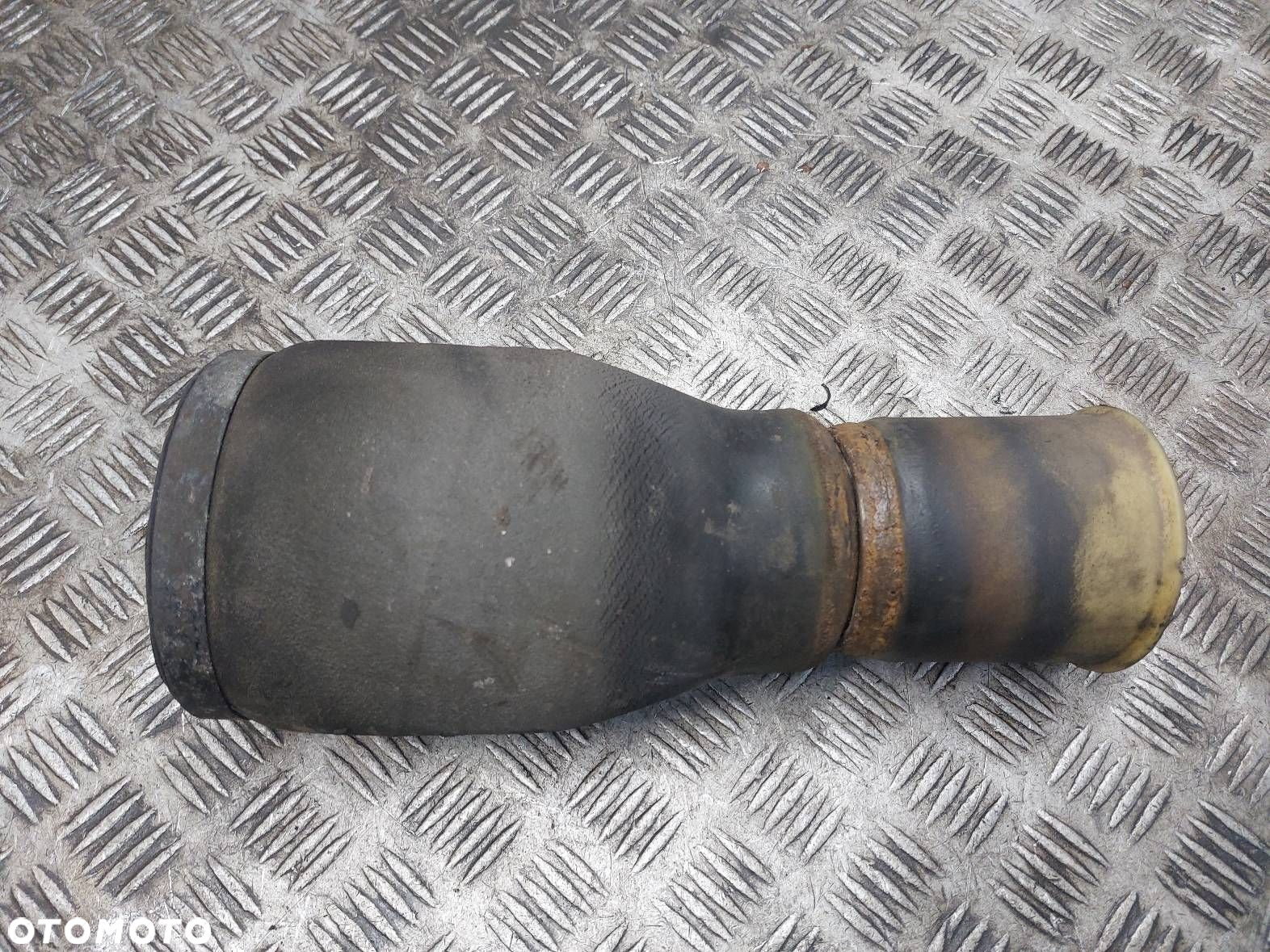 PODUSZKA ZAWIESZENIA PRAWY TYŁ BMW E39 KOMBI 1095082 - 3