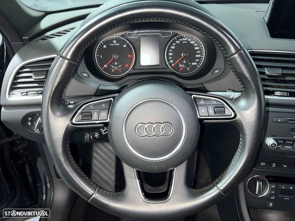 Audi Q3 2.0 TDI Design - 8