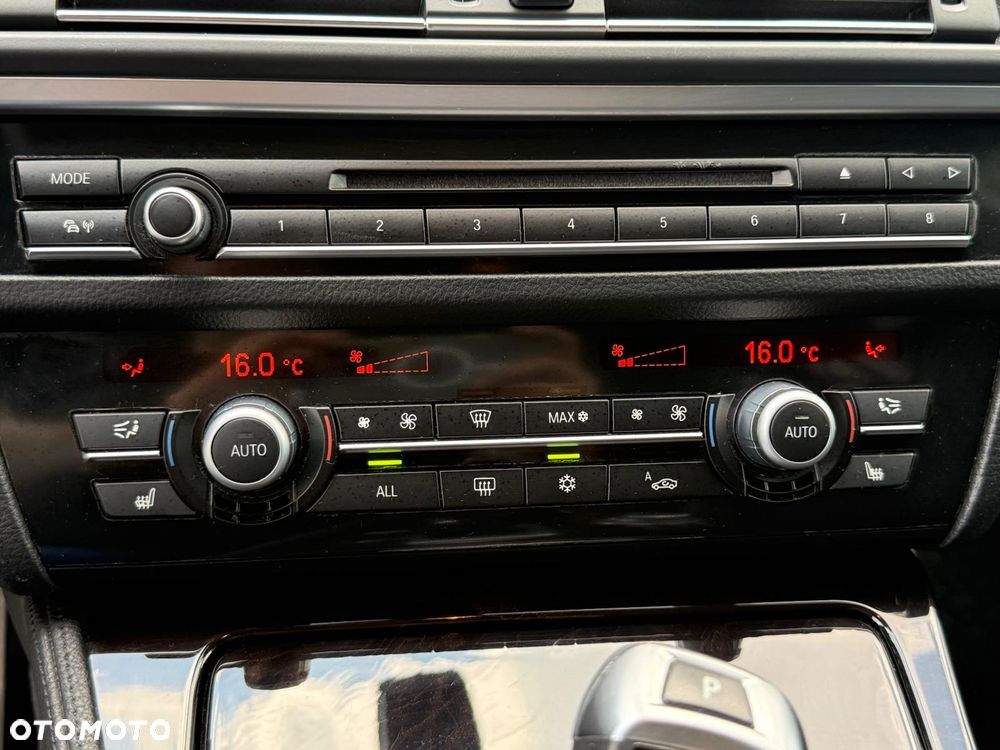 BMW Seria 5 520d - 40