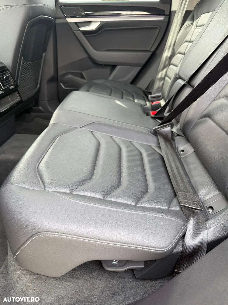 Volkswagen Touareg V6 TDI 4MOTION Elegance - 15