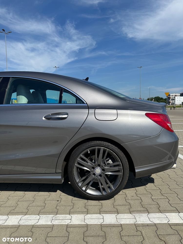 Mercedes-Benz CLA 250 7G-DCT - 4