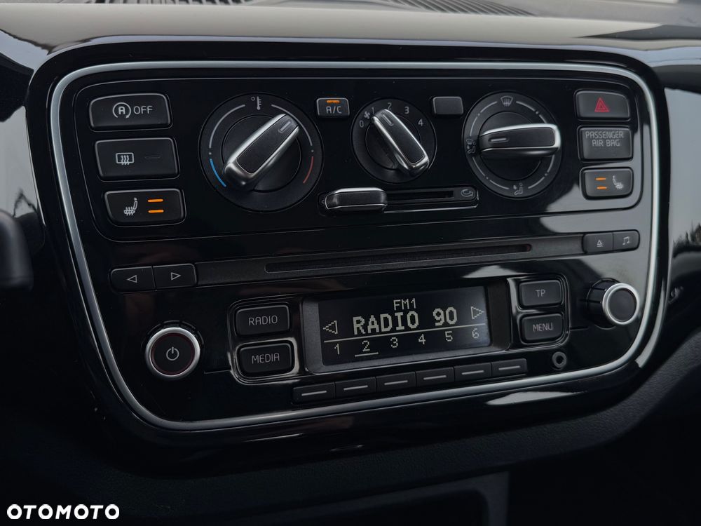 Volkswagen up! - 22