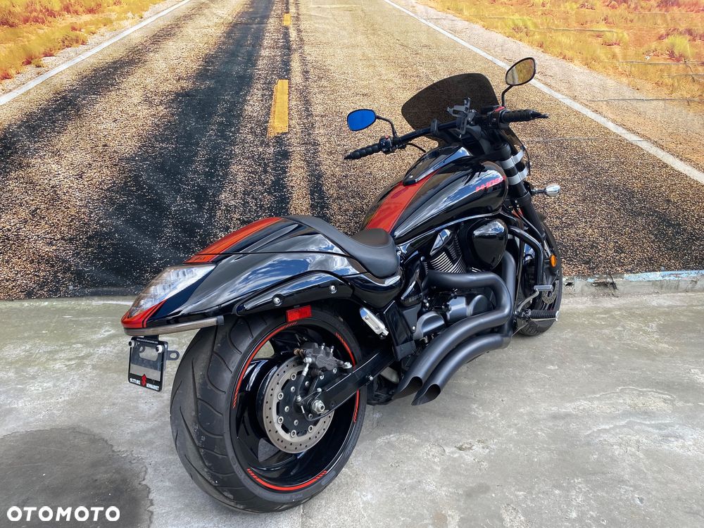 Suzuki Boulevard - 2